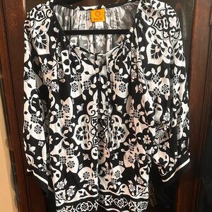 Ruby Rd. Black and White Patterned Blouse